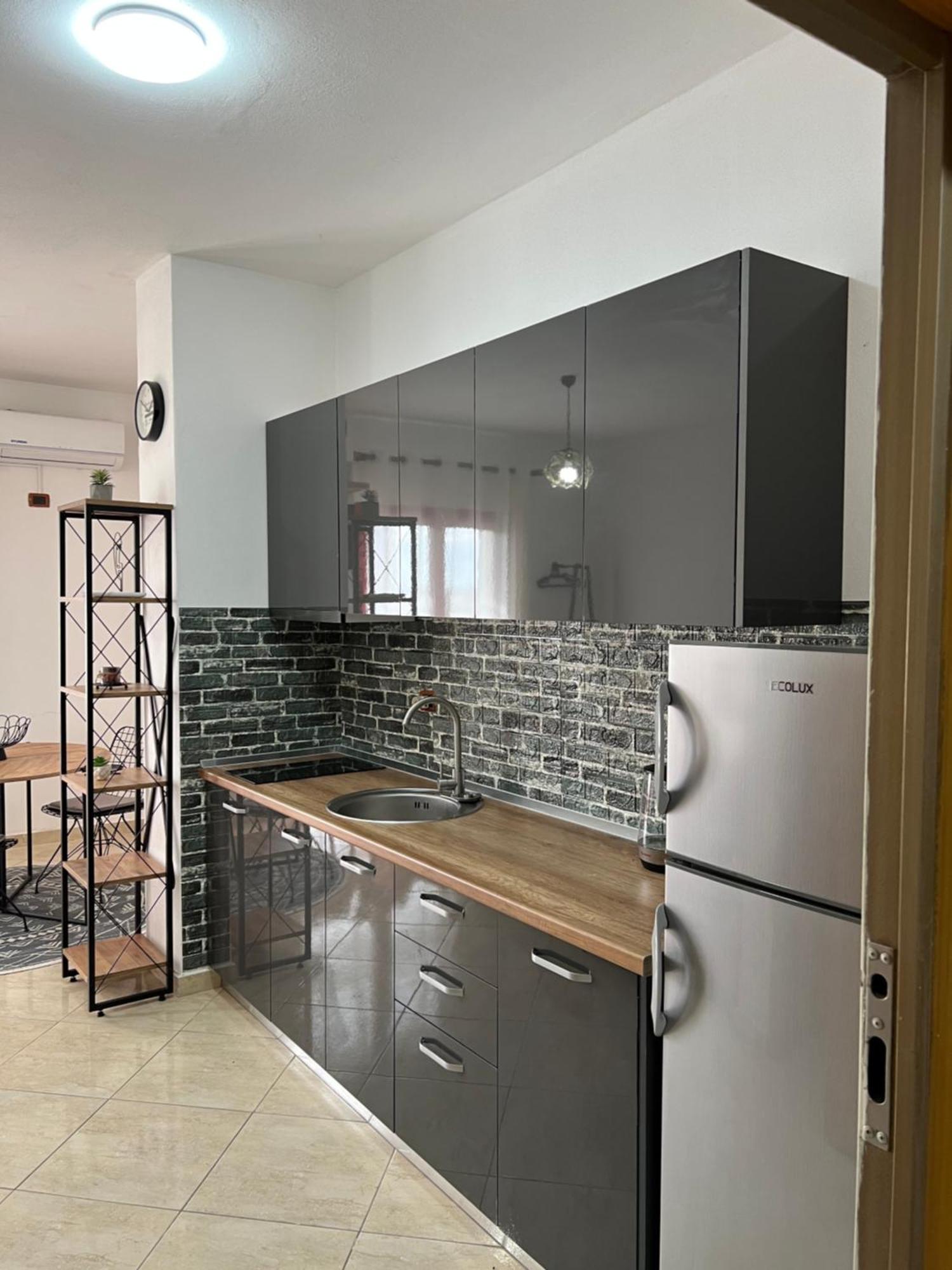 Mila Apartment Durres Exterior photo